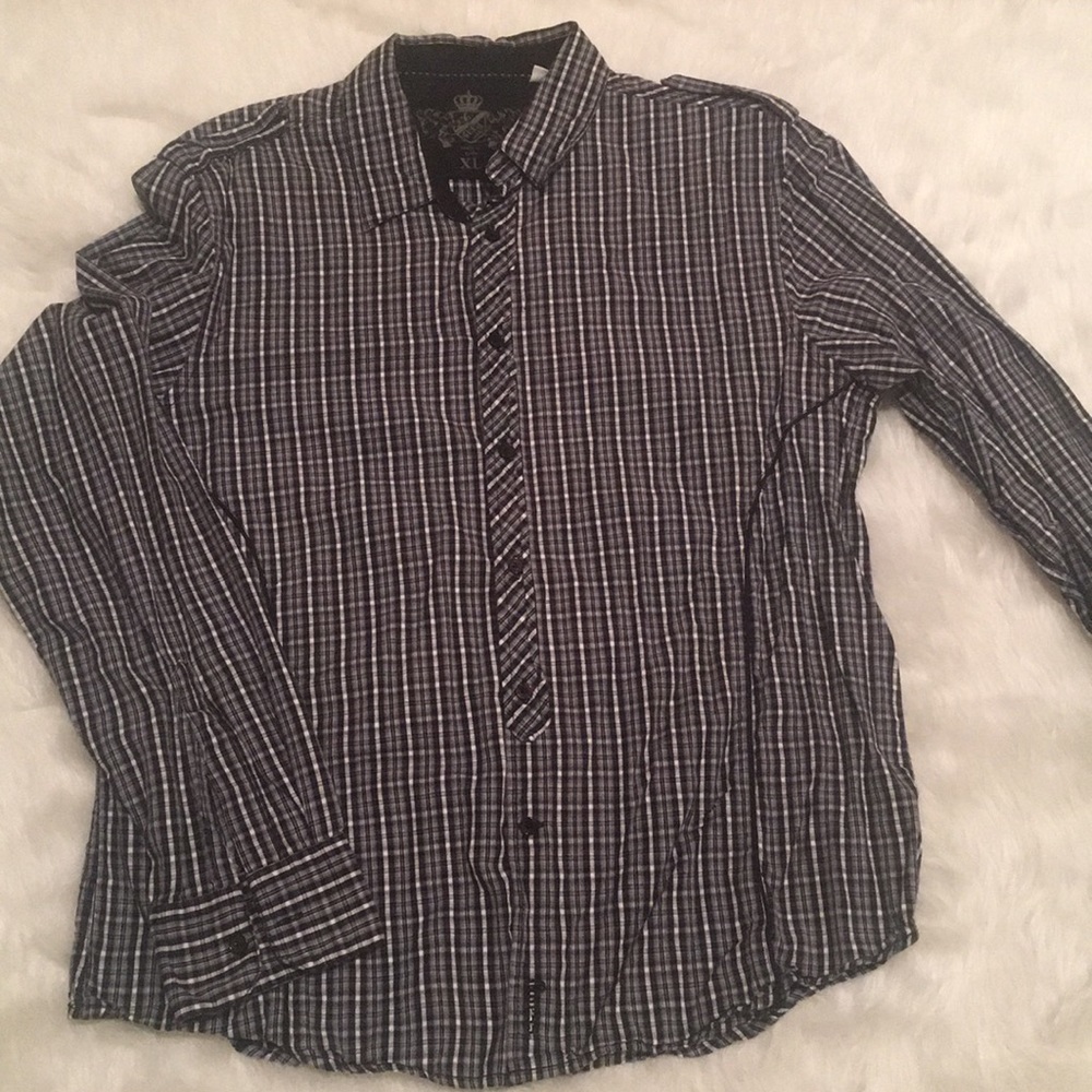 Men’s Button down shirt
